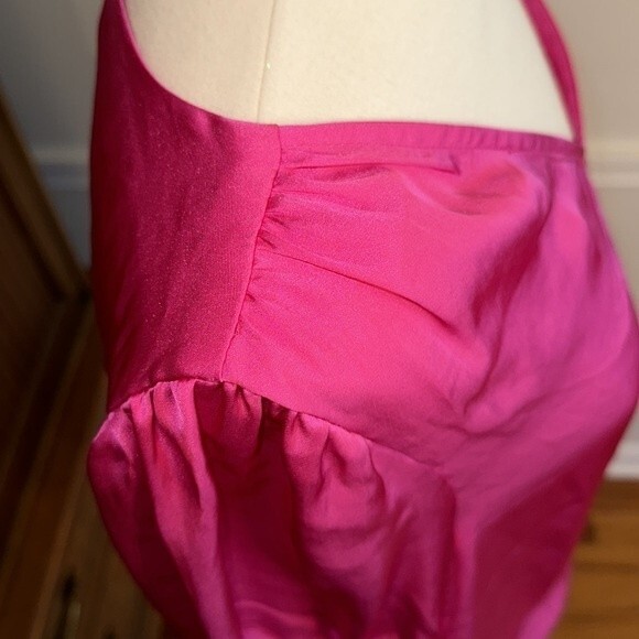 1. State V-neck top Size Sm - Picture 3 of 6